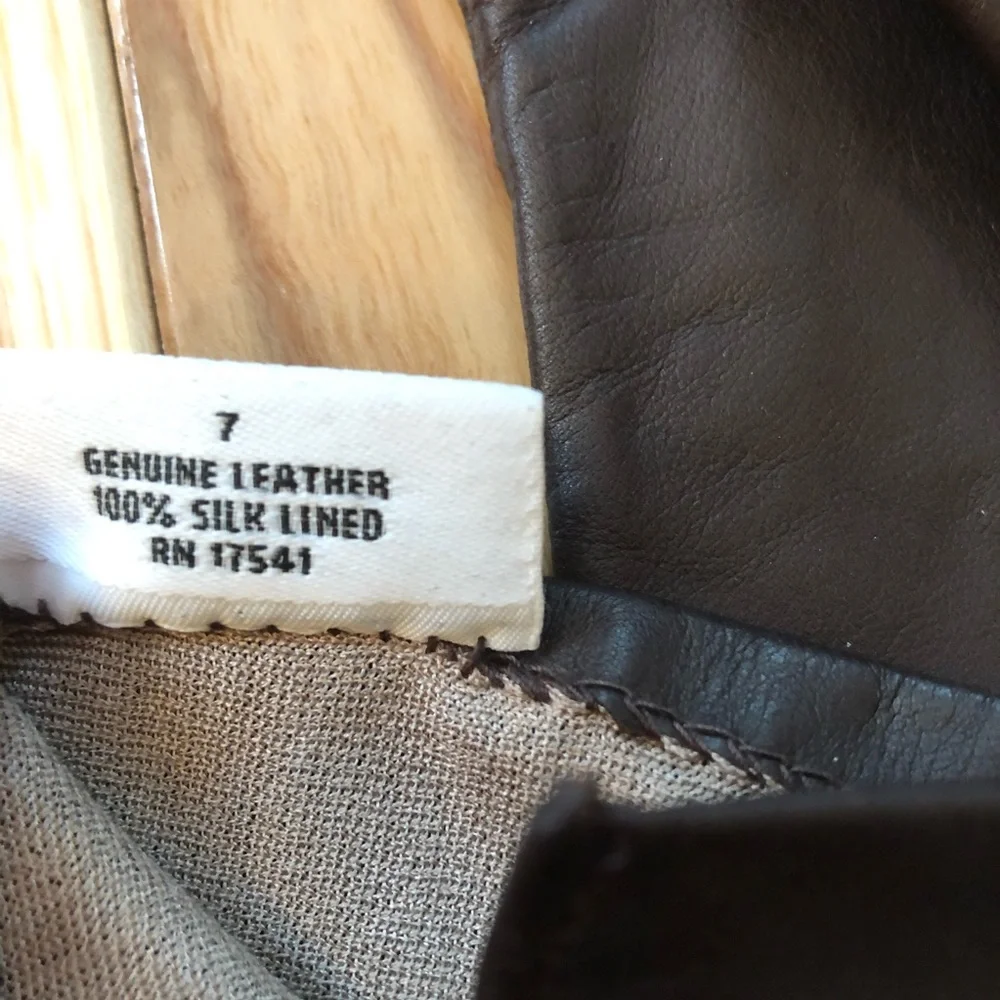 Bloomingdale’s Brown Leather Gloves